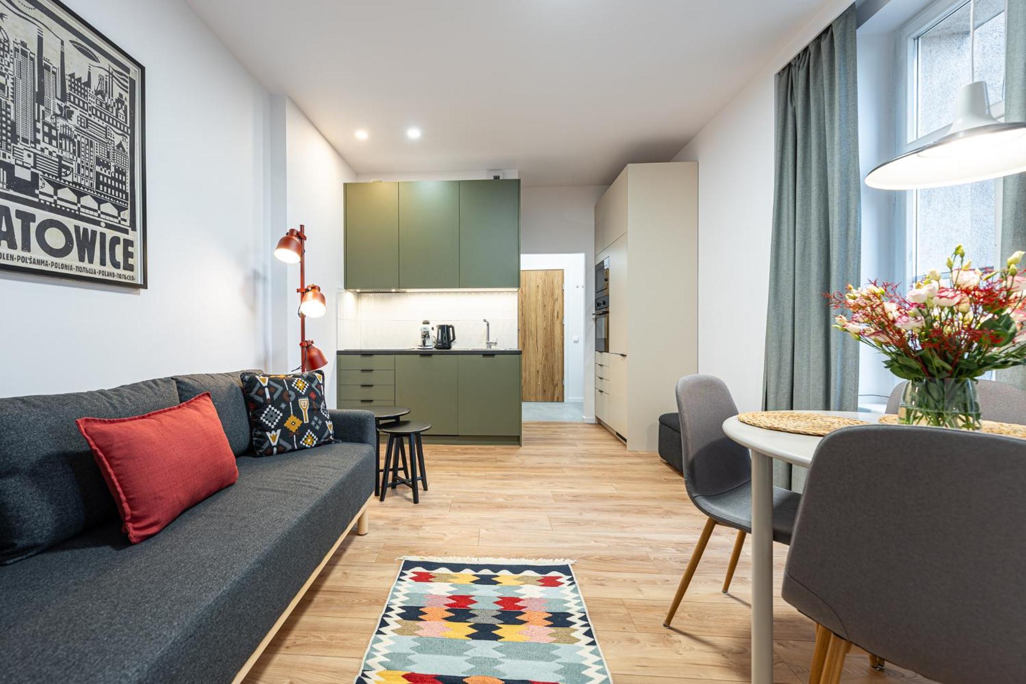 Apartamenty Tespis - Historic House Next To The Cathedral In The City Centre カトヴィツェ エクステリア 写真